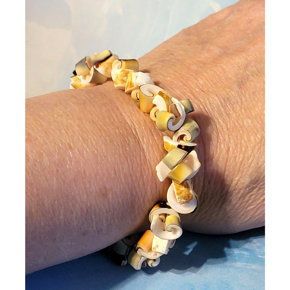Vintage‎ Shell Nugget Bracelet Beach Jewelry, Chunky, 7" Long sbr-58